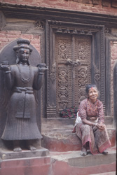 Bhaktapur lady; © D. K. Bingham