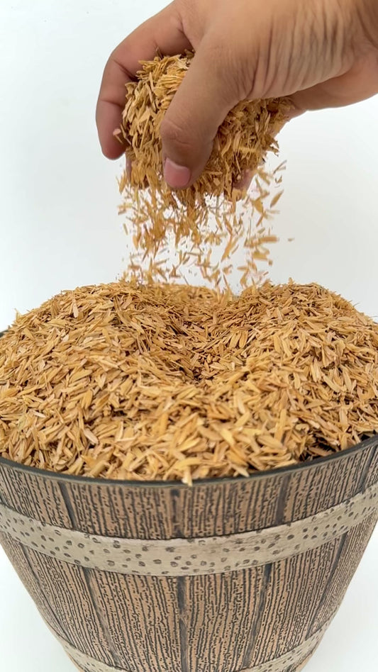 Rice Hulls | Clean-Look Organic Mulch | Blocks Weeds, Algae & Insects